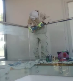 Glass ScratchOut